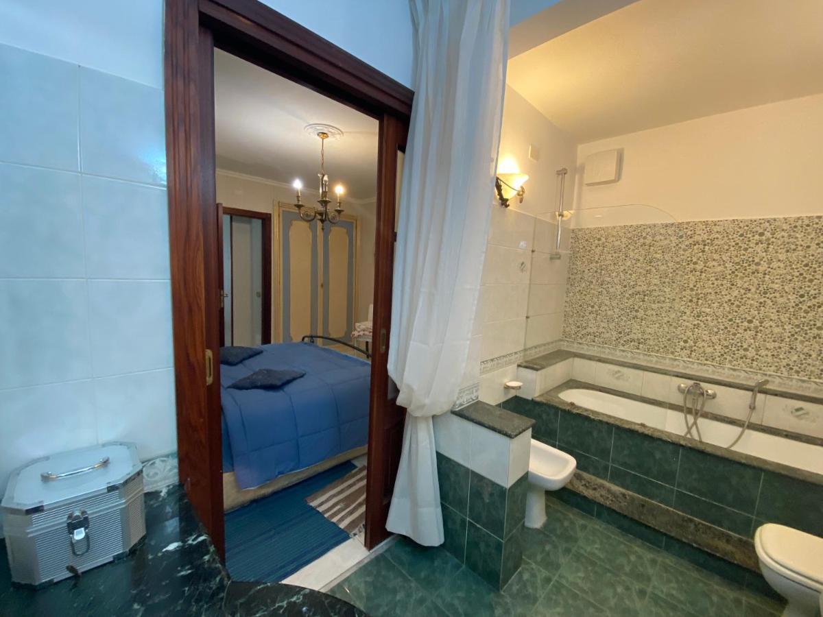 Appartement Casa Kamalei, Tra Plebiscito E Lungomare à Naples Extérieur photo